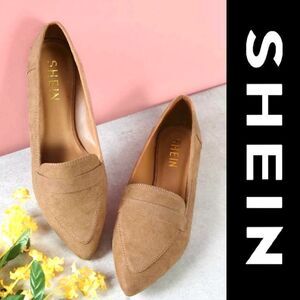 Shien Point Toe Loafers
